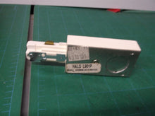 Halo L901P Live End Single Circuit Track Connector, White