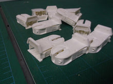 (10) 13654-TNP Miniature Base G5 T5 Bi-Pin Leviton Fluorescent Lampholder Tall P