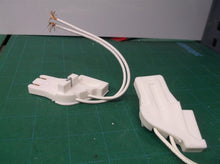 LH0474 LR92L & LH0475 LR92R Unshunted, Water Resistant, Angled Socket