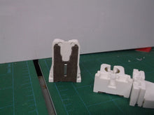 (10) LH0394 Triboro Shunted Slide On Or Screw Mount Lamp Holder 660W 600V