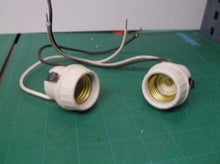 (2) Leviton LH0436 (18876) E26/E27 4kv pulse rated med base HID socket w/ spring