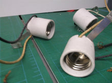 4 Gray E26 Porcelain Socket With 1 Inch Side Snap In Bracket