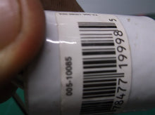 Leviton LH0096 (10085) E26/E27 Medium Base Keyless -glazed Porcelain, captive sc