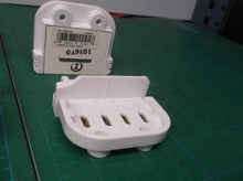4 Leviton 13452 660W 600V 4-Pin Horizontal Fluorescent Lampholders