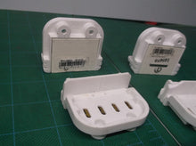 4 Leviton 13452 660W 600V 4-Pin Horizontal Fluorescent Lampholders
