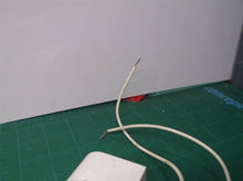 Kulka LH0117 534-1KV Non-shunted G13 medium bipin fluorescents or LED snap-in sp