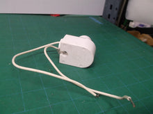 Kulka LH0117 534-1KV Non-shunted G13 medium bipin fluorescents or LED snap-in sp