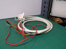 Hussmann HMD-0425438-W 36 shelf plug Missing 1 lampholder