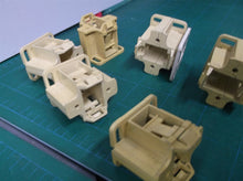 (6) LH0332 13w GX23/GX23-2 2 pin CFL lamp holder/socket Discolored snap in mount