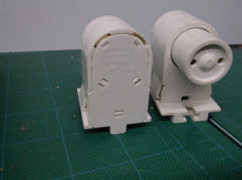 (2) HH Lighting LH0351 Unshunted T8/T12 Compressible Push Fit or Screw Down Lamp