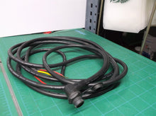 Hussmann HMD-125-01-1083-B Black 3pin round refrigeration shelf receptacle with