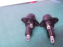 2 Panel-Mount HPF Fuse Holders: 0 to 30 A, 600V AC/DC, 1/4 in Quick Connect, Non