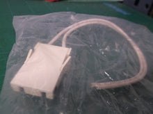 Hillphoenix P065448EWH LAMP HOLDER SNAP-IN LH-08R-2 WH