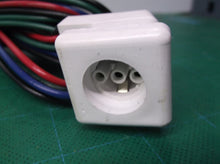 EMF USA HMD-R533-72W 5 pin refrigeration female receptacle white