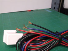 EMF USA HMD-R533-72W 5 pin refrigeration female receptacle white