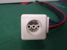 EMF USA HMD-R533-W 5 pin refrigeration female receptacle Only white