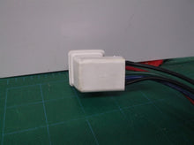 EMF USA HMD-R533-W 5 pin refrigeration female receptacle Only white