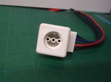 EMF USA HMD-R533-W 5 pin refrigeration female receptacle Only white