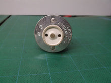 Leviton 518 Medium Base Bi-Pin Fluorescent Lampholder Medium Base, Bi-Pin, Stand