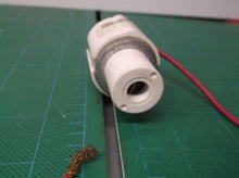 Leviton LH0121 (452) Fa8 single pin slimline fluorescents or LED butt mount spri