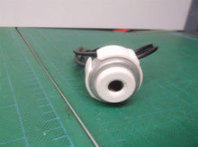 Leviton LH0122 (453) Fa8 single pin slimline fluorescents or LED butt mount stat