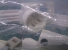 Hill Phoenix P065451HWH Hill Phoenix shelf plug harness White