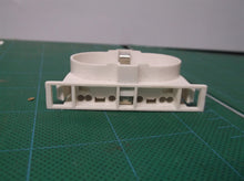 DM LH0318 3654 2G11 4pin CFL horizontal socket with push fit or two hole mountin