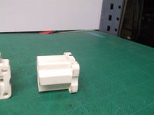 4 Edwin Gaynor LH0178 (1181-9-4H) 5,7,9,11w G23, G23-2 2pin CFL socket with four