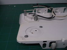 LH0570 HH 278-9-250 Pair No Covers Two Light Medium Bipin Turret lampholder Set