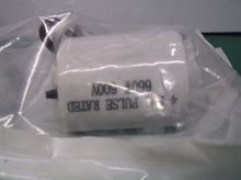 Leviton LH0522 (70046) E26/E27 4kv pulse rated HID lamp holder with captive scre