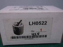 Leviton LH0522 (70046) E26/E27 4kv pulse rated HID lamp holder with captive scre