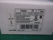 Leviton LH0522 (70046) E26/E27 4kv pulse rated HID lamp holder with captive scre