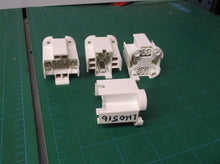 4 Edwin Gaynor LH0516 (285-Q5) 57w GX24q-5 4 pin CFL lamp holder with vertical f
