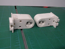 2 HH Fluorescent LH0712 (1-700-72780) Unshunted stationary end HO/VHO socket w/