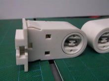 2 HH Fluorescent LH0712 (1-700-72780) Unshunted stationary end HO/VHO socket w/