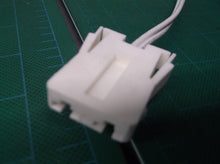 EMF USA LH0524 (HMD-LR102) Unshunted T5 socket with push fit or screw down mount