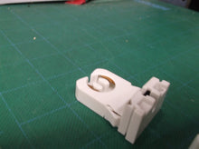 5+1 HH Flourescent LH0701 (23354) Shunted, T8-T12 fluorescent lamp holder with s