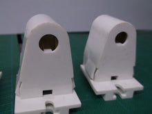 4 HH Fluorescent LH0161 (1-314) tombstone socket, shunted, stationary (female) e