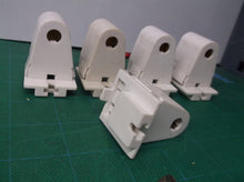5 PASS & SEYMOUR/PPP FLUORESENT LAMPHOLDER (2537) tombstone socket, shunted, sta