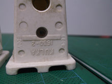3 Kulka LH0296 (1630.2) Shunted, slide on, slimline single pin lamp holder