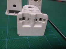 3 Kulka LH0296 (1630.2) Shunted, slide on, slimline single pin lamp holder