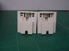 2 HH Fluorescent LH0165 (1-810H) tombstone lamp holder is a nonshunted, stationa