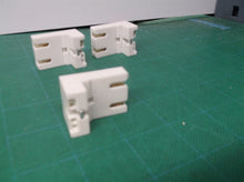 3 DM LH0034 Non-shunted, G13 medium bipin, dedicated to T8 fluorescents, 660w-60