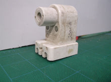LEVITON 534 LH0125 (1-215) Fa8 slimline single pin plunger