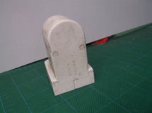 LEVITON 534 LH0125 (1-215) Fa8 slimline single pin plunger