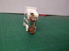 Bakery Case Switch 33050 Carling MAAOA-WH/"ON-OFF" Switch Toggle SPST 215 Series