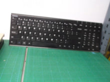 Arteck HW193 *NO RECEIVER* Wireless Keyboard Takes Charge and Powers On