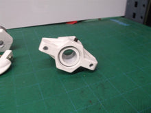 2 HIGHBAY WHITE LIGHTING FIXTURE HOOKS W Wing Nuts