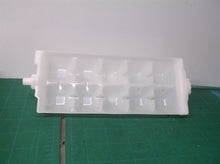 Midea Ice Maker Tray Off #4852745 Model #IM1900MD