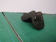 513 auto angled bracket